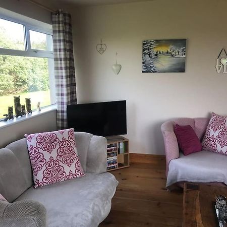 Rosie'S Pad Villa Louisburgh Buitenkant foto