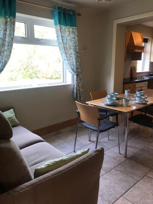 Rosie'S Pad Villa Louisburgh Buitenkant foto