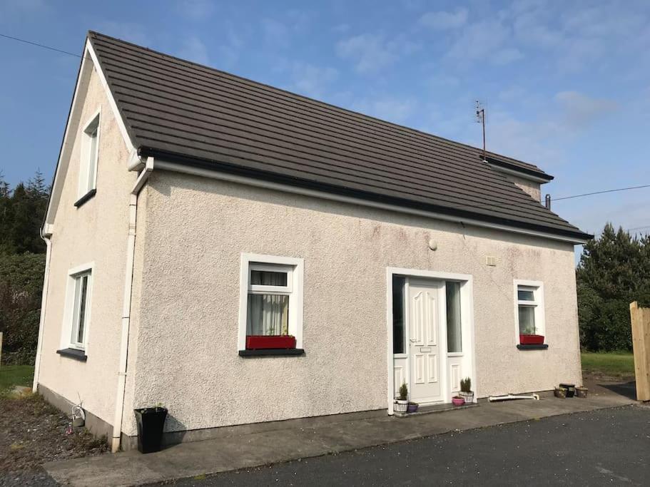Rosie'S Pad Villa Louisburgh Buitenkant foto